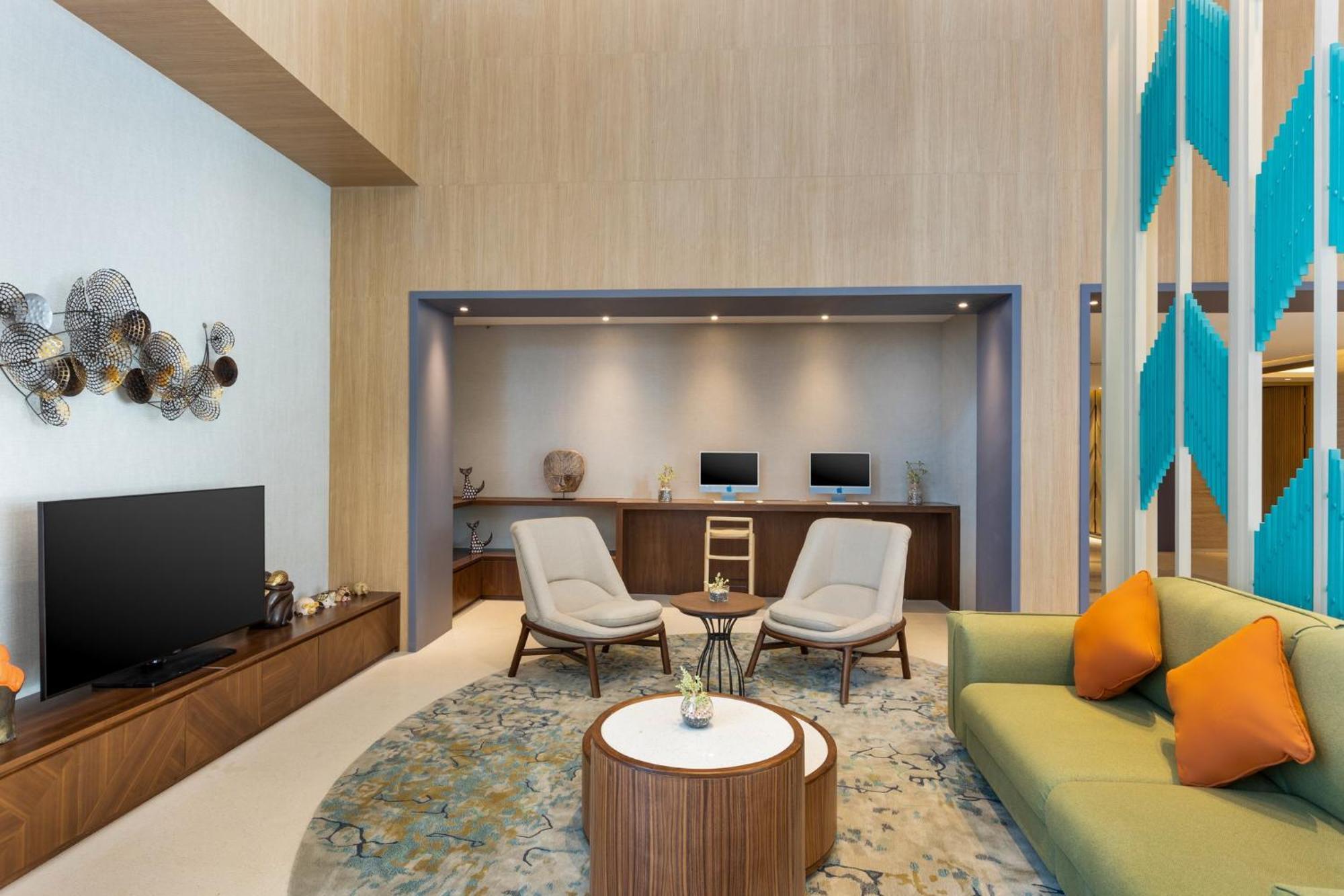 Holiday Inn Lampung Bukit Randu By Ihg Bandar Lampung Extérieur photo