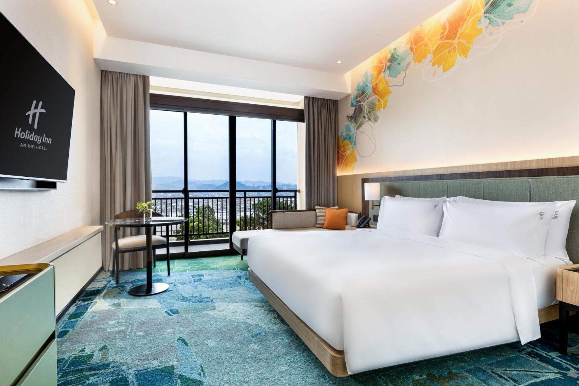 Holiday Inn Lampung Bukit Randu By Ihg Bandar Lampung Extérieur photo